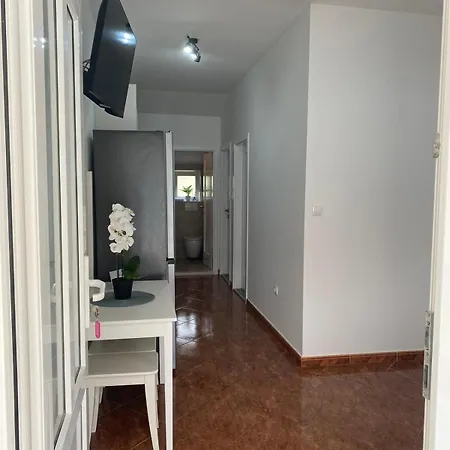 By The Sea Brijesta, Peljesac - 10223 Apartment *