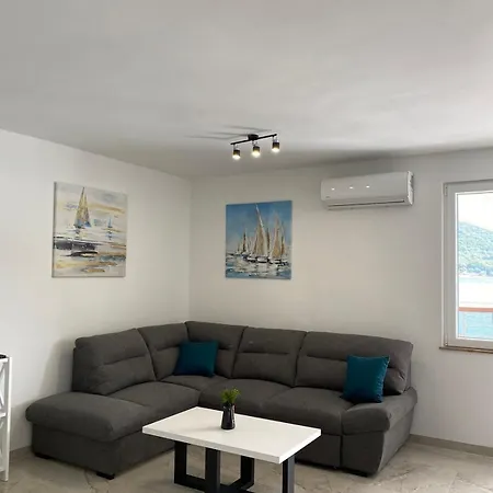 By The Sea Brijesta, Peljesac - 10223 Apartment Brijesta