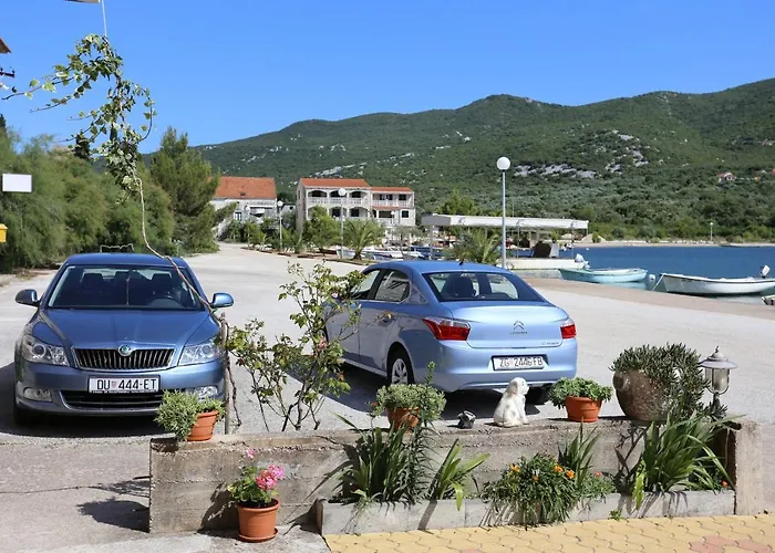 Apartman By The Sea Brijesta, Peljesac - 10223 Brijesta